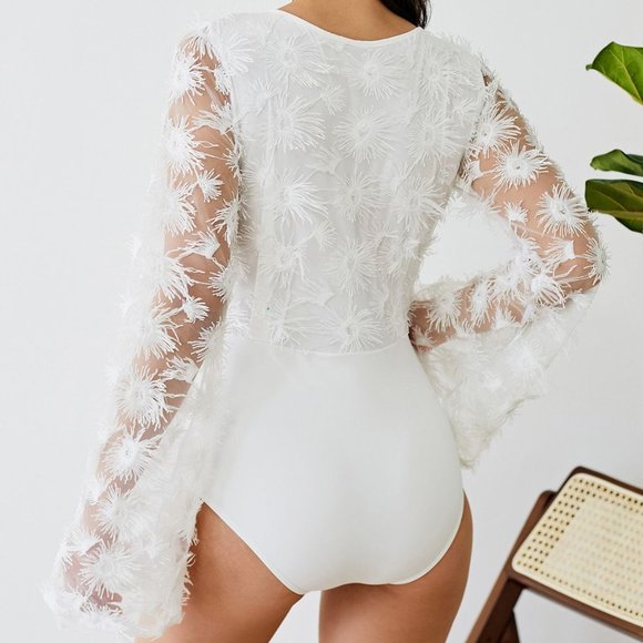 Boutique White Floral Bodysuit With Sheer Sleeves NWOT Size Small 1day SALE! - Picture 2 of 8